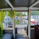 Hotel na wodzie Floss 1 Priepert