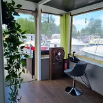 Floss 1 Bådhotel Priepert