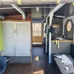 Hotel na wodzie Floss 1 *