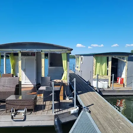 Hotel na wodzie Floss 1 Priepert